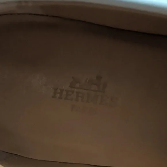 Hermes White Impact loafers with Gold Accent - Picture 2 of 7